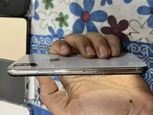 Apple iPhone X 64 GB White