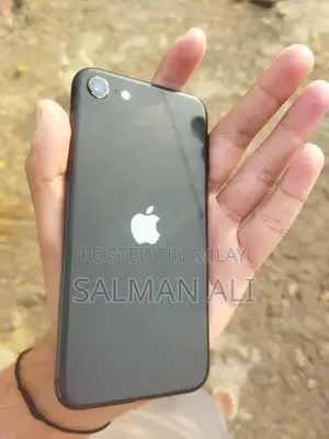 Apple iPhone SE (2020) 64 GB Black