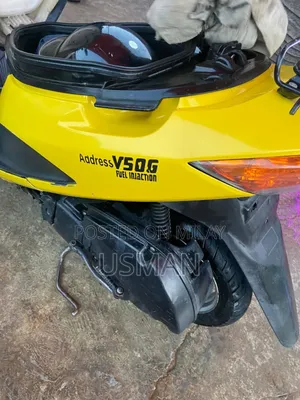 Suzuki 2023 Yellow