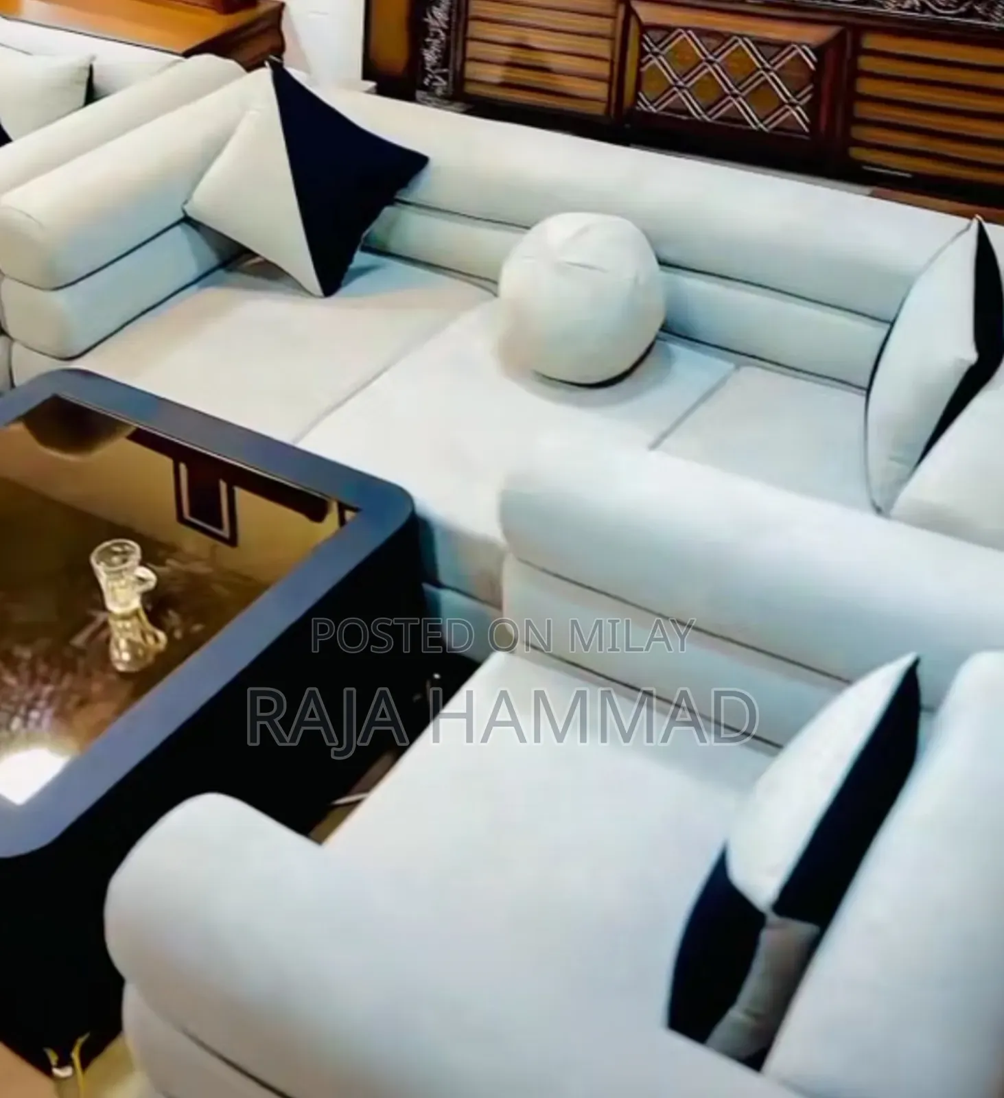 Separate Hood Design Sofa